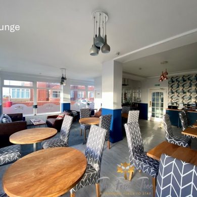 Newly renovated Breakfast room and Guest lounge